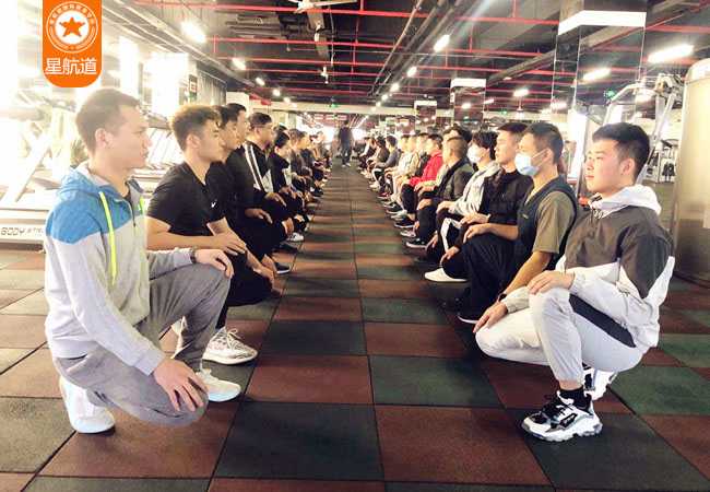 天津有健身教练培训学校吗